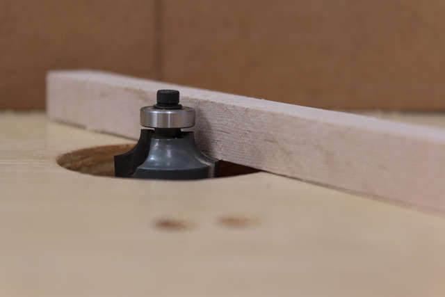 Set router bit height